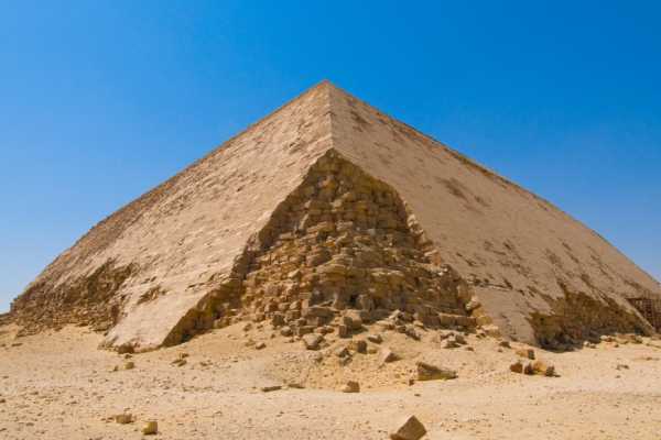 Day Tour to Memphis, Sakkara and Dahshur Pyramids From Alexandria Port