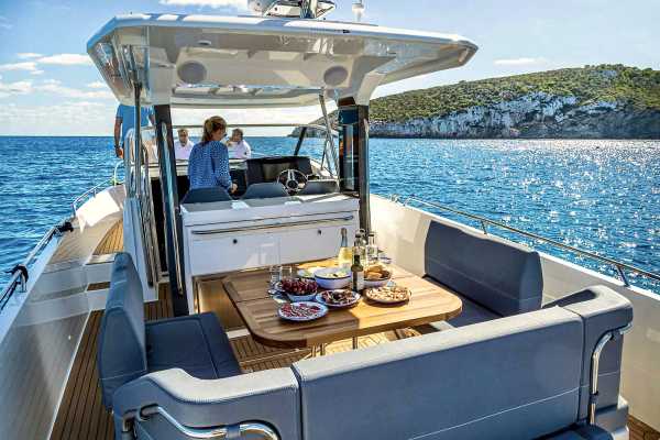 Sithonia Blue Waters with captain, Nimbus T11 Yacht