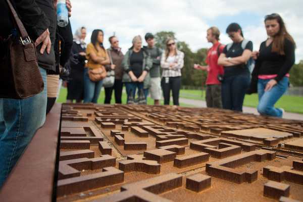 Communist Berlin and Berlin Wall Walking Tour