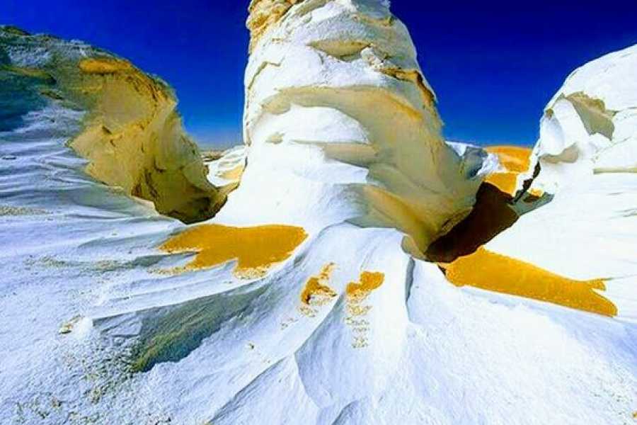 Marsa alam tours 4 Days trip to Siwa oasis  and white desert from Cairo