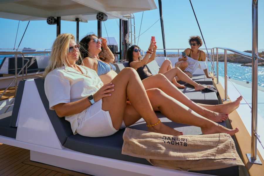 Destination Platanias Katamaraaniristeily - koko p&auml;iv&auml;