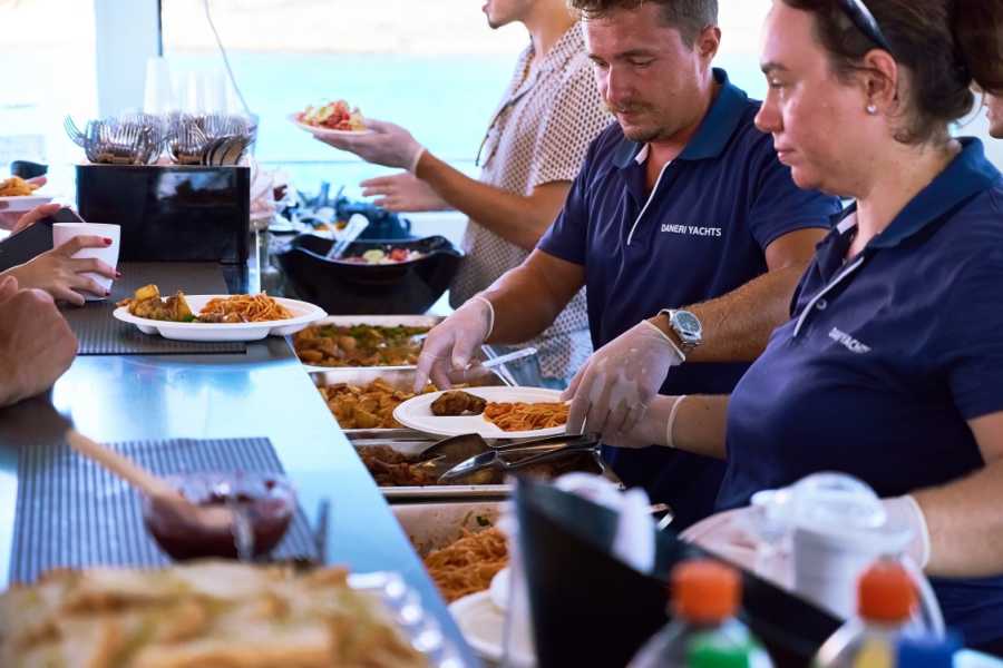 Destination Platanias Katamaraaniristeily - koko p&auml;iv&auml;