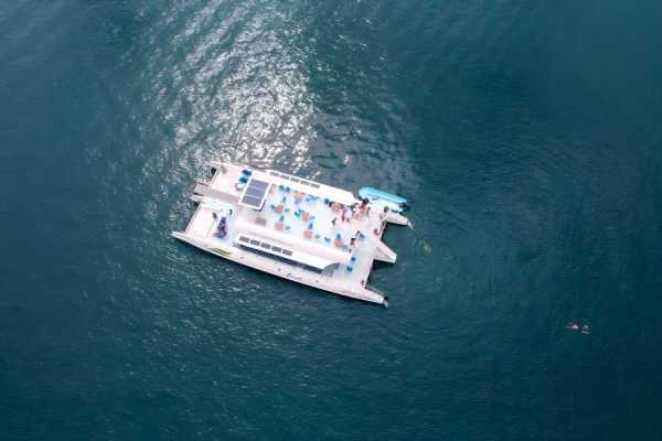 Trimaran Cruise