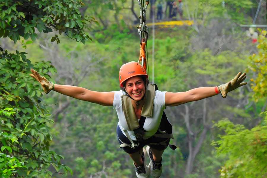 Arenas Brasilito Family Fun Combo