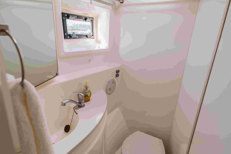 Arenas Brasilito Luxury Yacht Tour