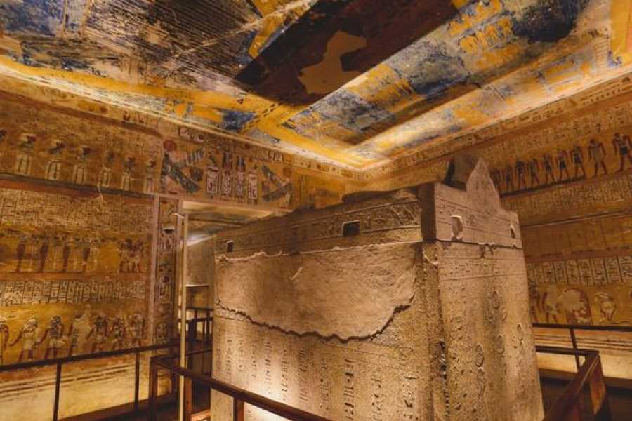 Egypt Tour packages 4 Days Nile Cruise from Aswan to Luxor on crown emperor