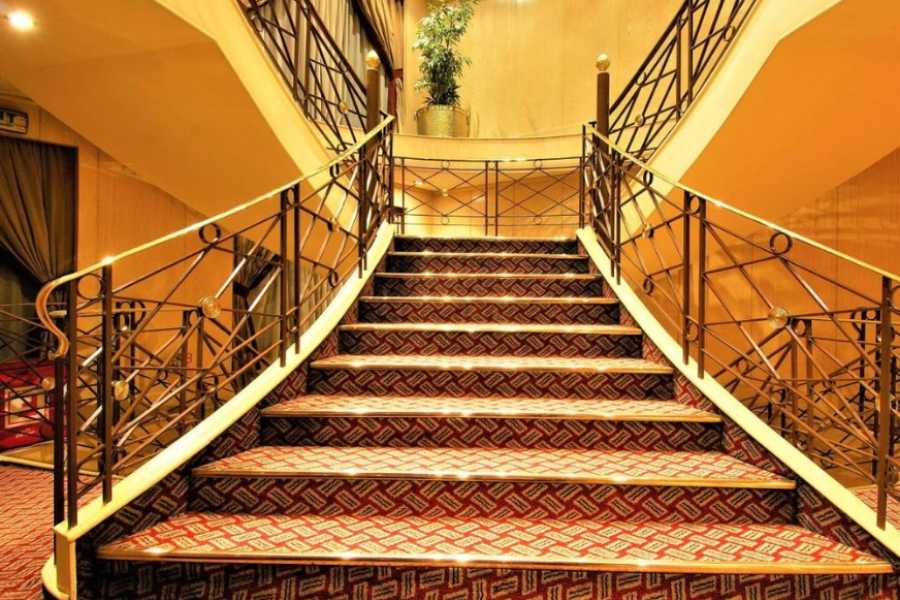 Egypt Tour packages 5 Days Nile cruise from Luxor to Aswan on Crown Emperor