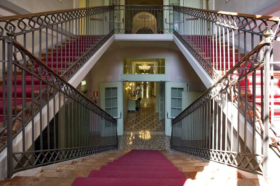 Modenatur Villa Gandini - A journey among villas and castles