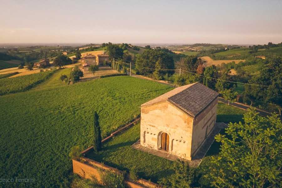 Modenatur Levizzano Rangone Castle and Surroundings – A journey among villas and castles