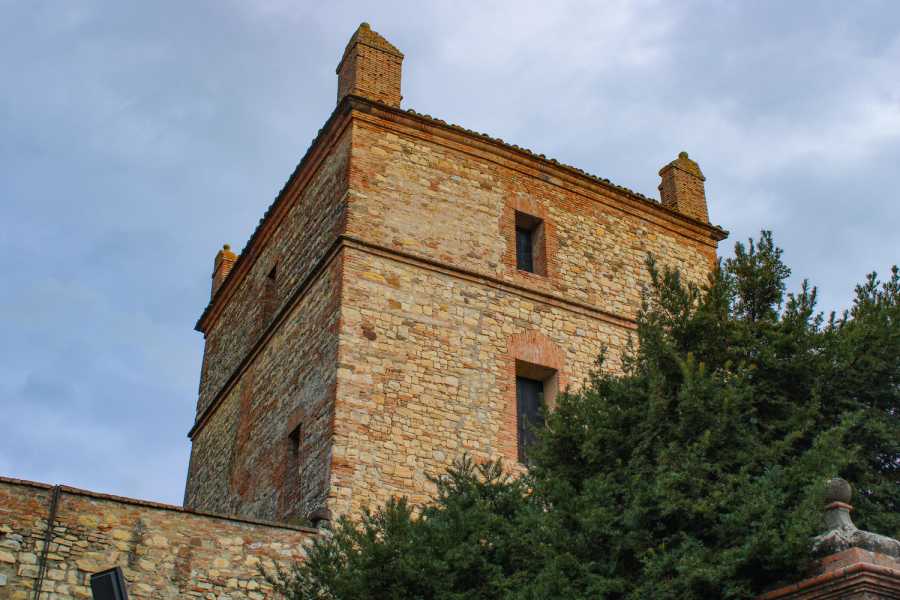 Bologna Welcome - eXtraBo Castello di Serravalle  - Alla scoperta di ville e castelli