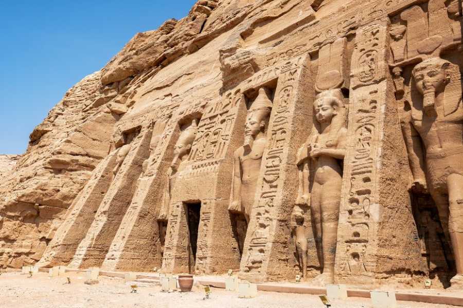 Egypt Tour packages 11 Days Egypt New Year Tour Package Cairo Nile Cruise and white desert