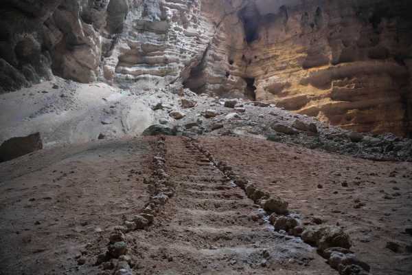 The Great Descent &ndash; Majlis Al Jinn