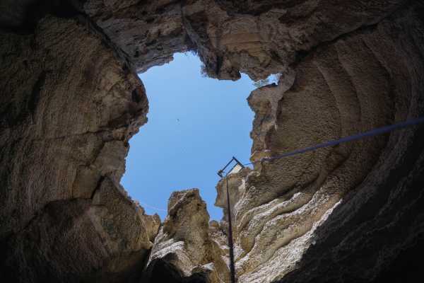 The Great Descent &ndash; Majlis Al Jinn