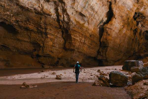 The Great Descent &ndash; Majlis Al Jinn