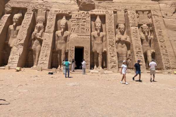 9 Days Egypt new year Package Cairo and Nile cruise