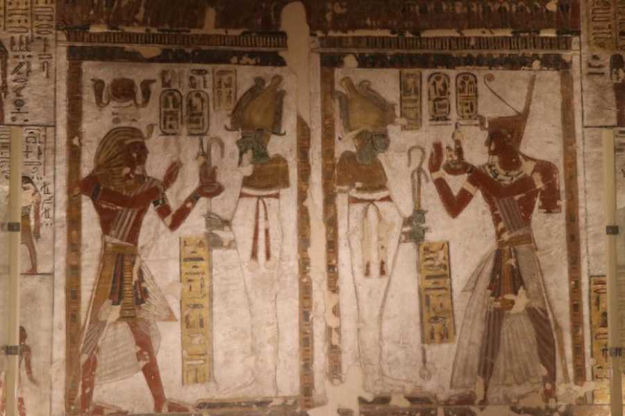 Egypt Tour packages 9 Days Egypt new year Package Cairo and Nile cruise