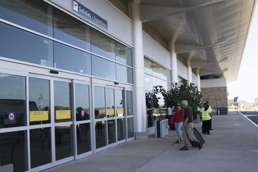 Tour Guanacaste Toyota Hiace 12 Seater