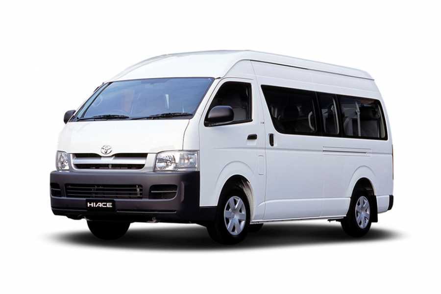 Tour Guanacaste Toyota Hiace 12 Seater