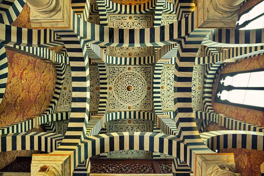 Bologna Welcome - eXtraBo Visita guidata alla Rocchetta Mattei - Speciale Autunno fuori dal Comune