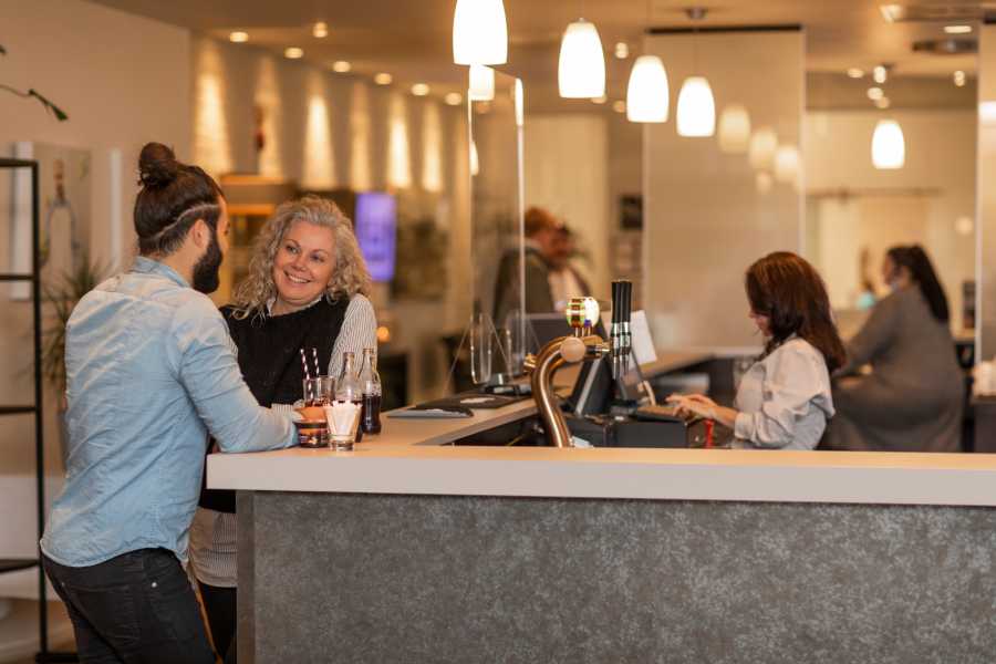 Explorative AS Hilmarfestivalen med overnatting Quality Hotel Grand