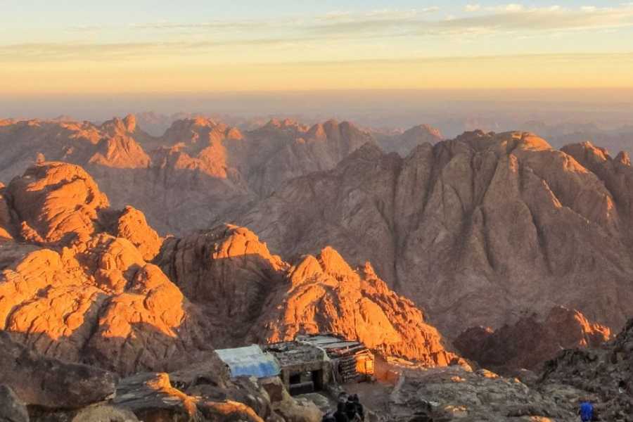 Deluxe Travel Highlights of Egypt &ndash; Cairo, Luxor & Sharm El Sheikh (Nov 17&ndash;27)