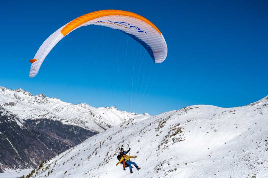 Paragliding Engadin GmbH Engadin Sky  Inverno