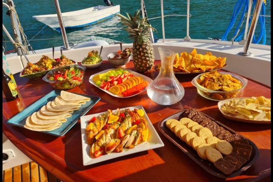 Tour Guanacaste Fountain Private Catamaran Sunset Tour