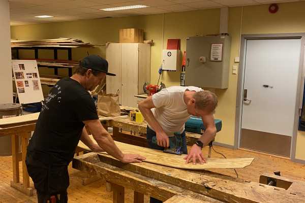 Workshop |&nbsp;Bygg din egen powsurf! 17. januar 2026