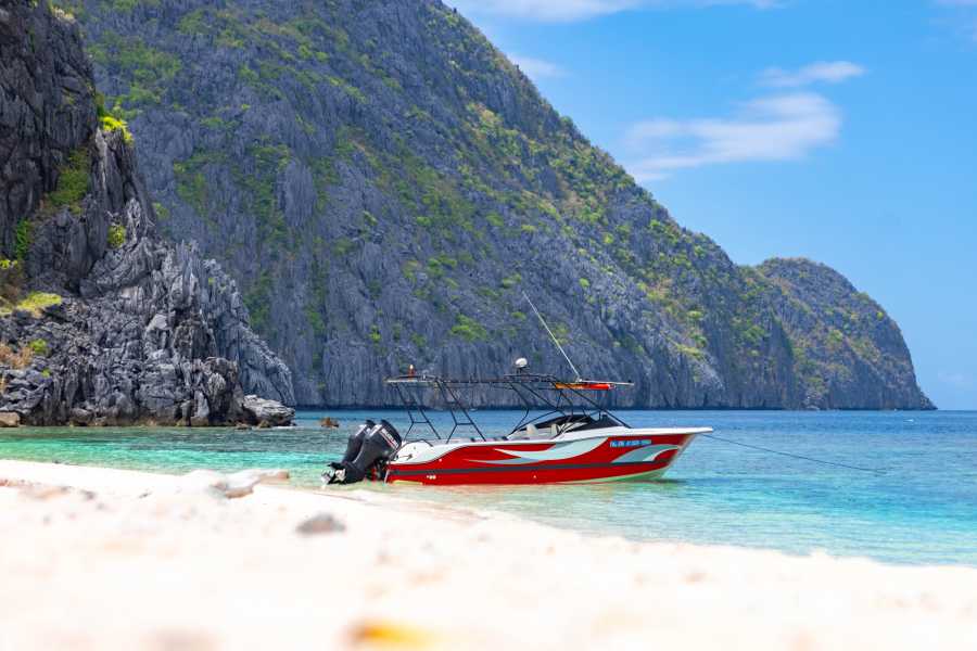 El Nido Yachting Club Private Seaduction Speedboat Adventure Tour