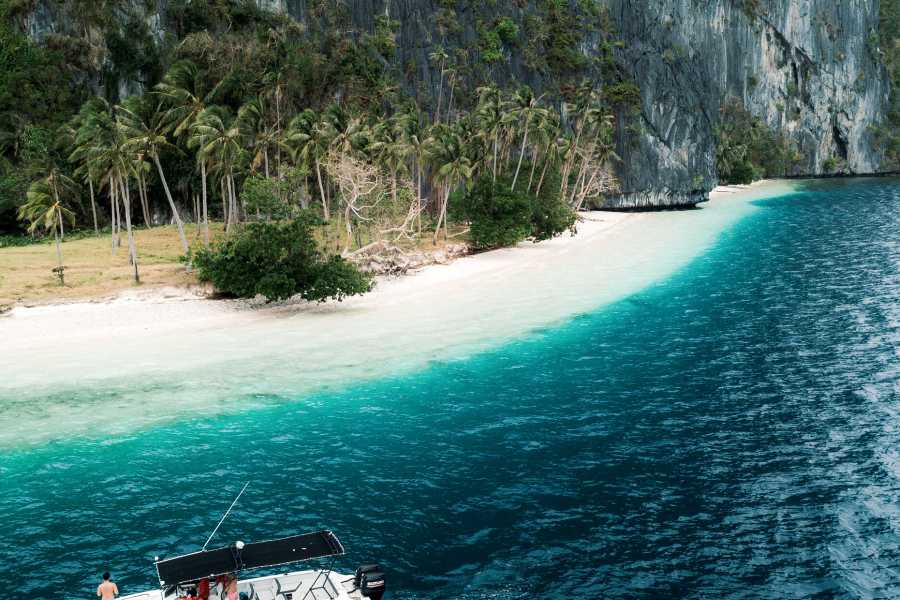 El Nido Yachting Club Private Seaduction Speedboat Adventure Tour