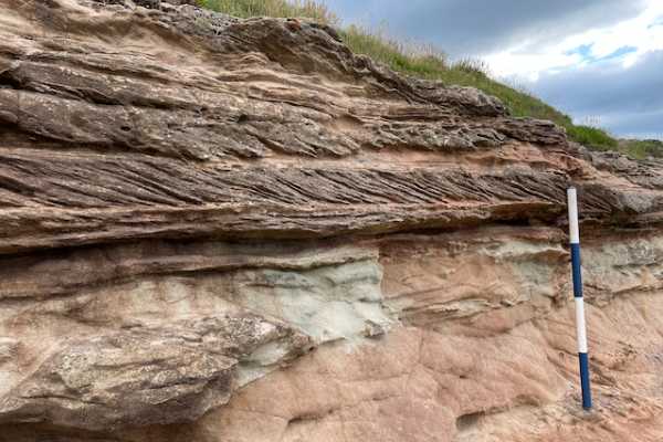 Gin 'On The Rocks': Coast, Geology & Climate-Positive Gin