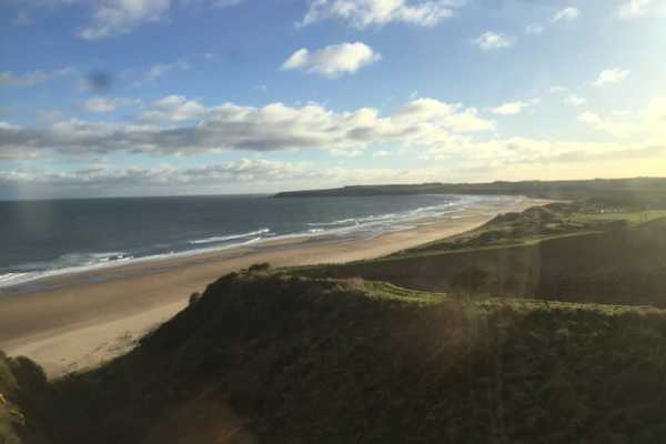 Gin 'On The Rocks': Coast, Geology & Climate-Positive Gin