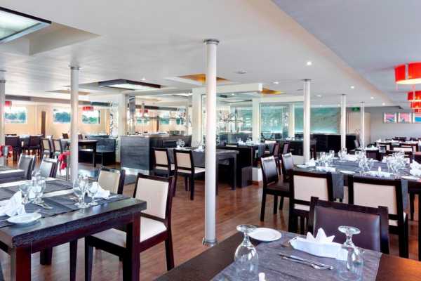 5 Days Nile cruise from Luxor to Aswan on Nile Premium