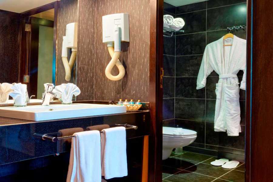 Egypt Tour packages 5 Days Nile cruise from Luxor to Aswan on Nile Premium