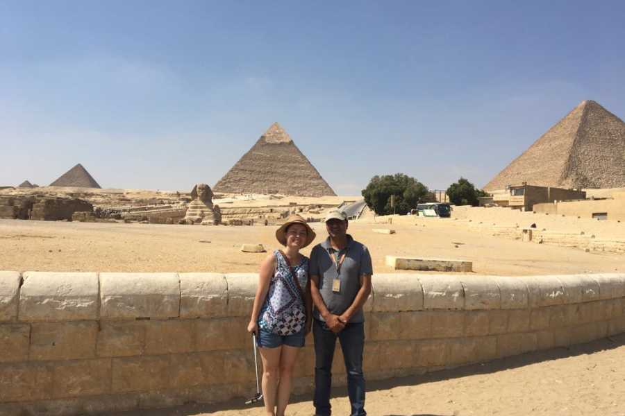 Deluxe Travel Private Giza Pyramids & Sphinx Tour with Entry to the Great Pyramid