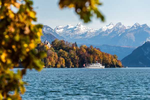 Lake Lucerne 1-hour Discovery Cruise