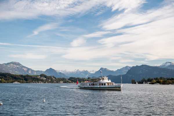 Lake Lucerne 1-hour Discovery Cruise