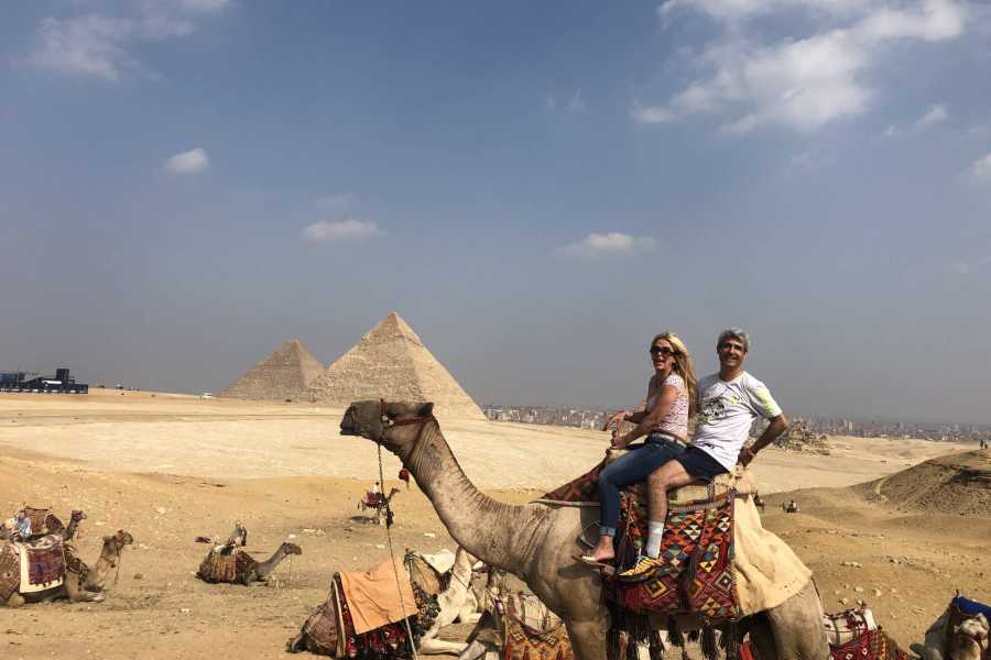 Deluxe Travel Pyramids of Giza & Saqqara Private Tour