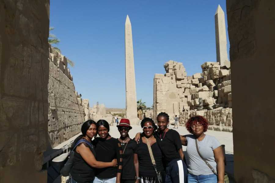 Deluxe Travel Excurs&atilde;o privada de dia inteiro a Luxor leste e oeste da Cisjord&acirc;nia
