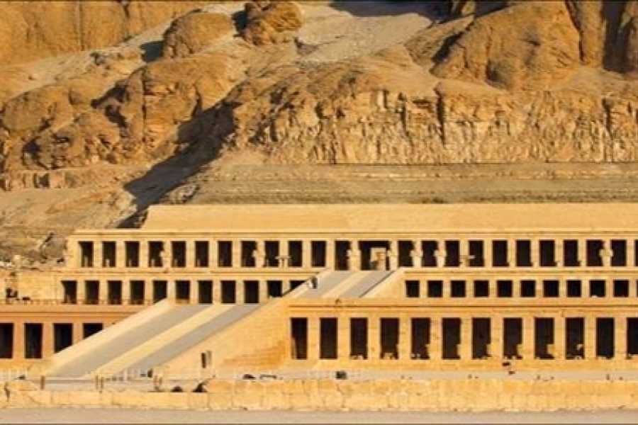Deluxe Travel Excurs&atilde;o privada de dia inteiro a Luxor leste e oeste da Cisjord&acirc;nia