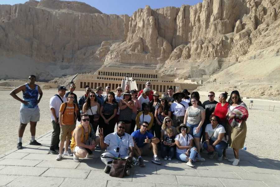 Deluxe Travel Excurs&atilde;o privada de dia inteiro a Luxor leste e oeste da Cisjord&acirc;nia