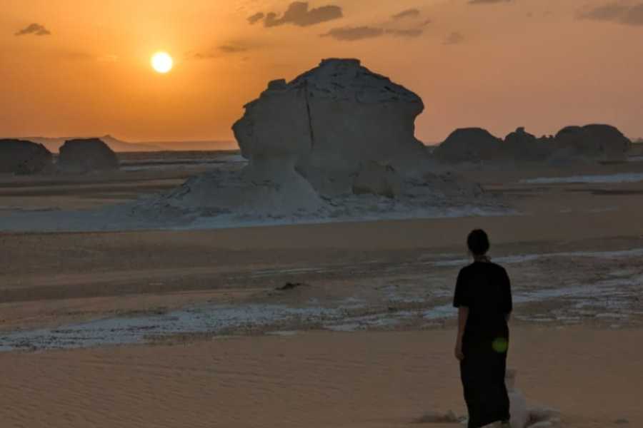 Egypt Tour packages 2-Day tour to the White Desert and Bahariya Oasis from Hurghada