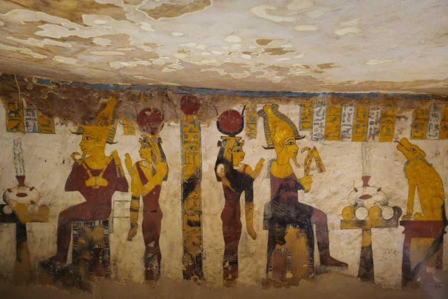 Egypt Tour packages 3 Day Trip to the White Desert and Baharyia oasis from El Gouna