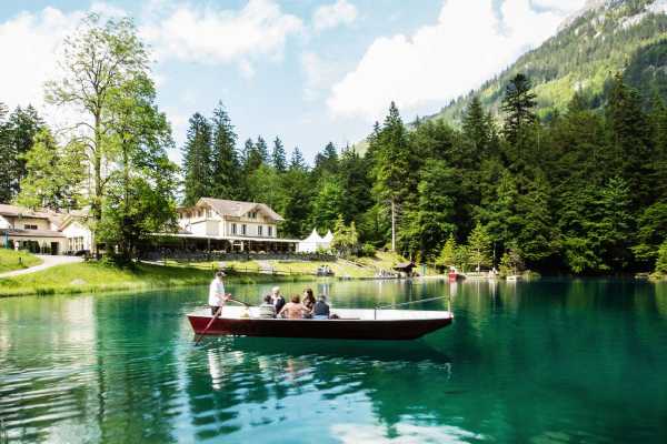 Private Limousine Tour: Blausee Lake