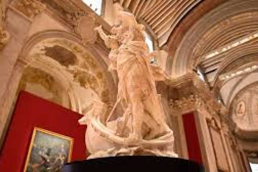 Discover Cervia (ERW) Visita mostra Barocco, il gran teatro delle idee ai Musei San Domenico: Tour guidato + Bus da Cervia