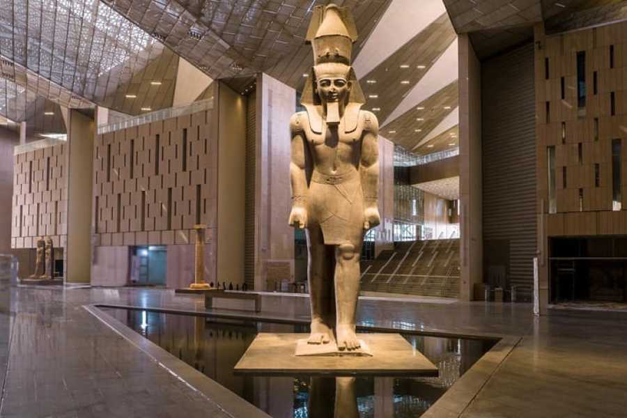 Egypt Tour packages 2 Days Tour to Cairo from Hurghada by Private vehicle