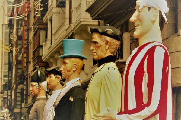 Bilbao at a glance: German Tour