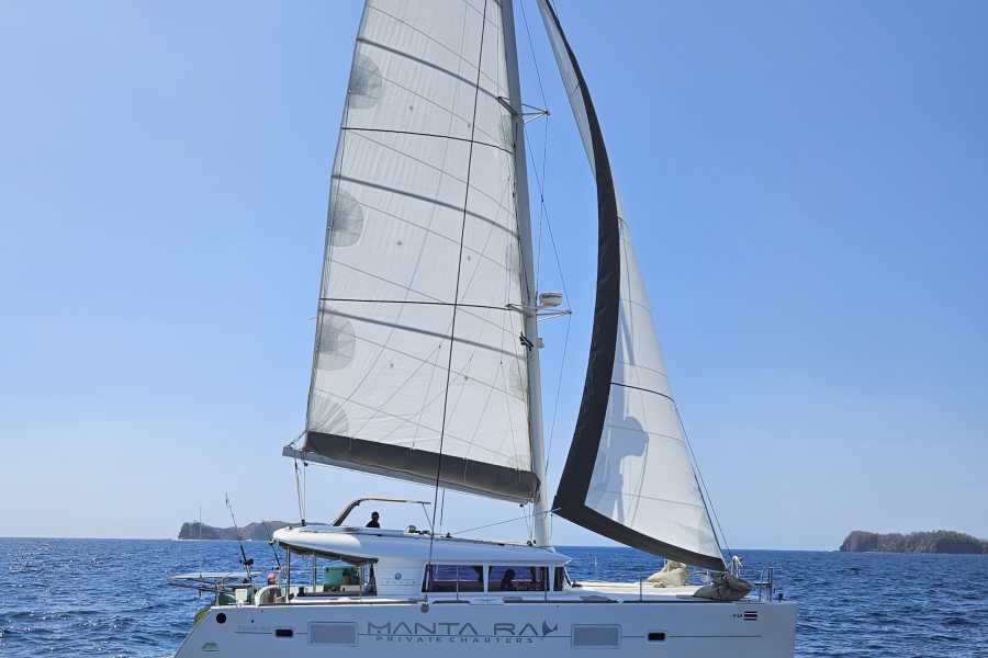 Tour Guanacaste New Manta Private Charter