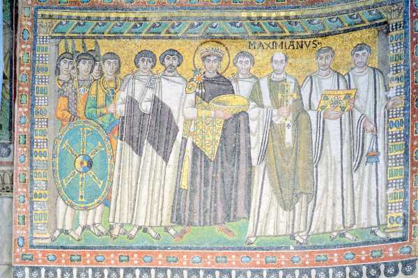 Dalla Domus ai mosaici imperiali &ndash; Visita guidata a Ravenna