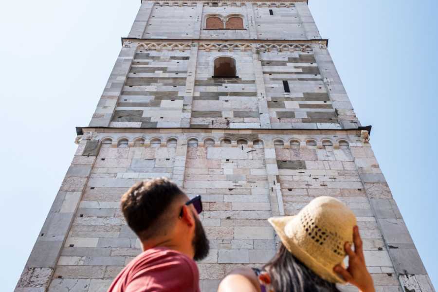 Modenatur Visita guidata del centro storico di Modena | Volontari per la vita